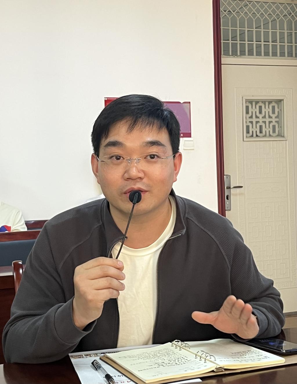 (图4 魏院长发言) (图4 魏院长发言)